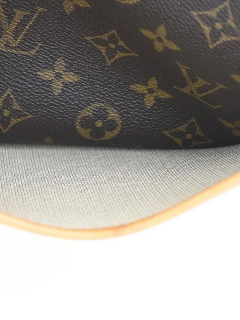 LOUIS VUITTON LV Logo Deauville Hand Bag Monogram Leather Brown